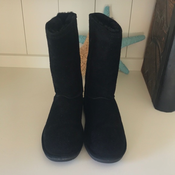 BearPaw Shoes - Bearpaw Black Suede Boots